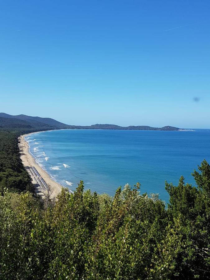 Vacanza Nella Natura Пунта-Ала Экстерьер фото
